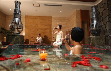 yantai_Hot_Spring_hotel008 Öйú¡¤44118Ì«Ñô³É³Ç¼¯ÍÅ(¹É·ÝÓÐÏÞ¹«Ë¾)-¹Ù·½ÍøÕ¾